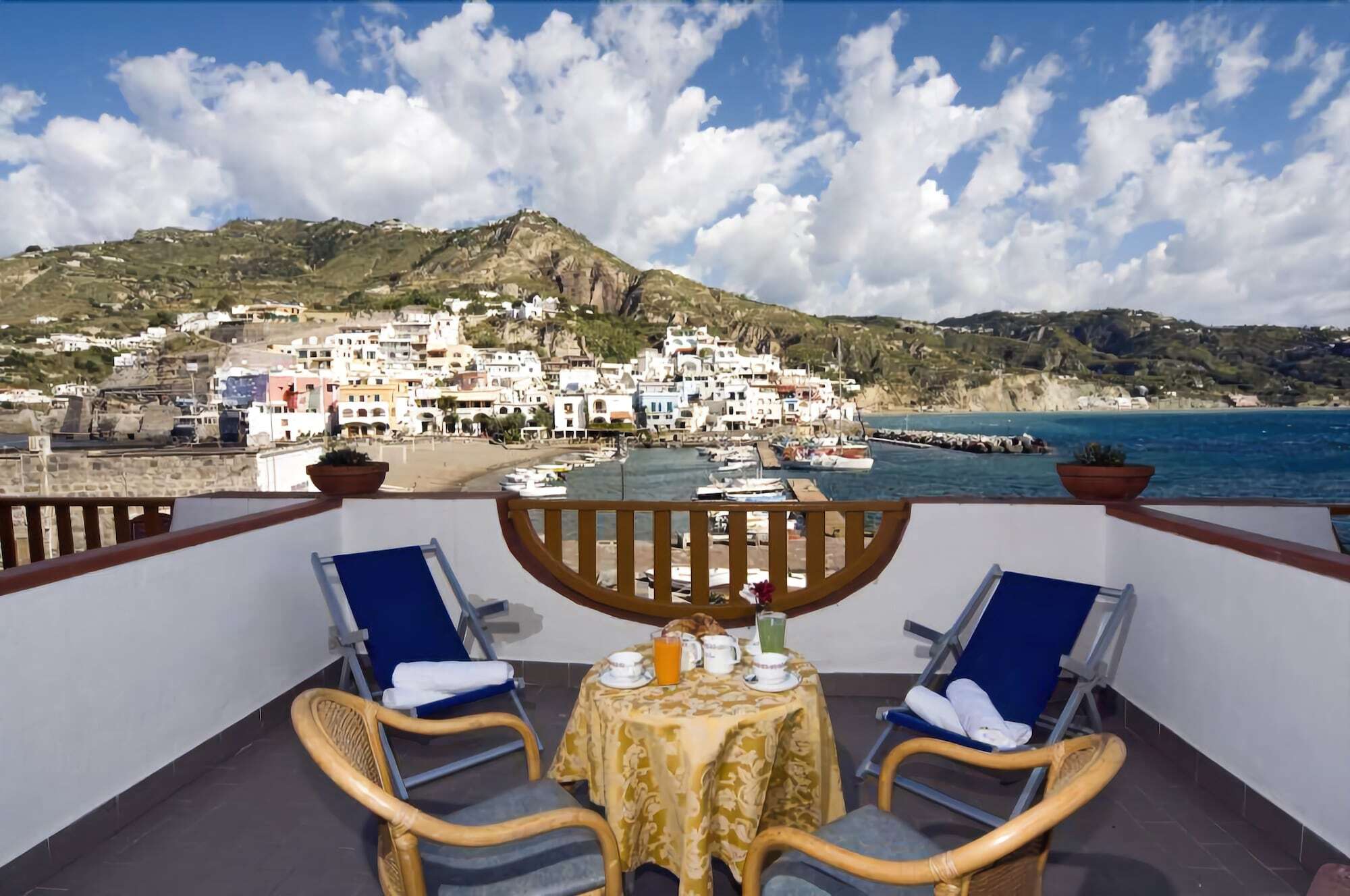 Hotel Conte - S. Angelo Bay Serrara Fontana Exterior photo